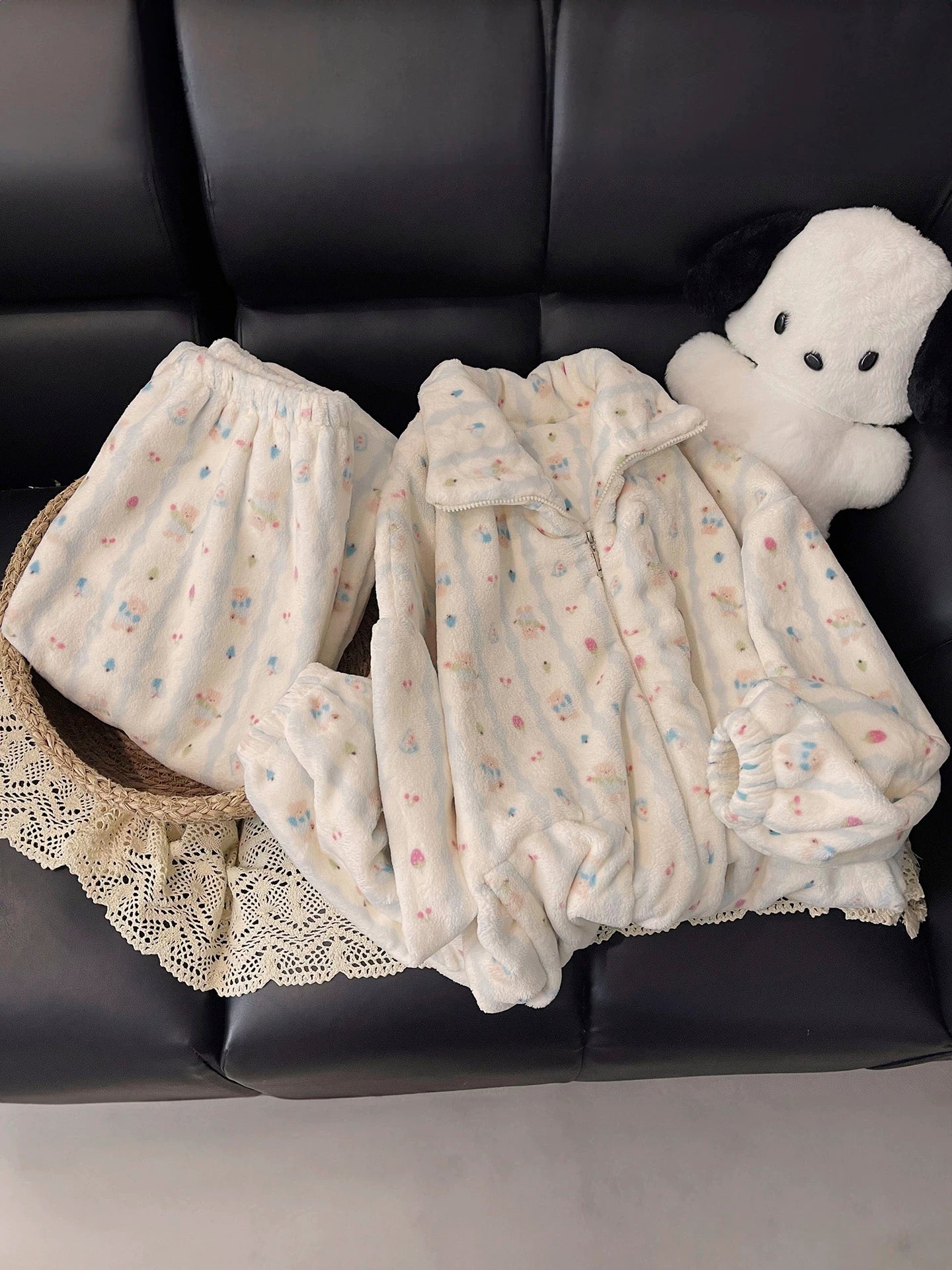 Kawaii "Cloud-Soft" Fleece PJs 🇰🇷