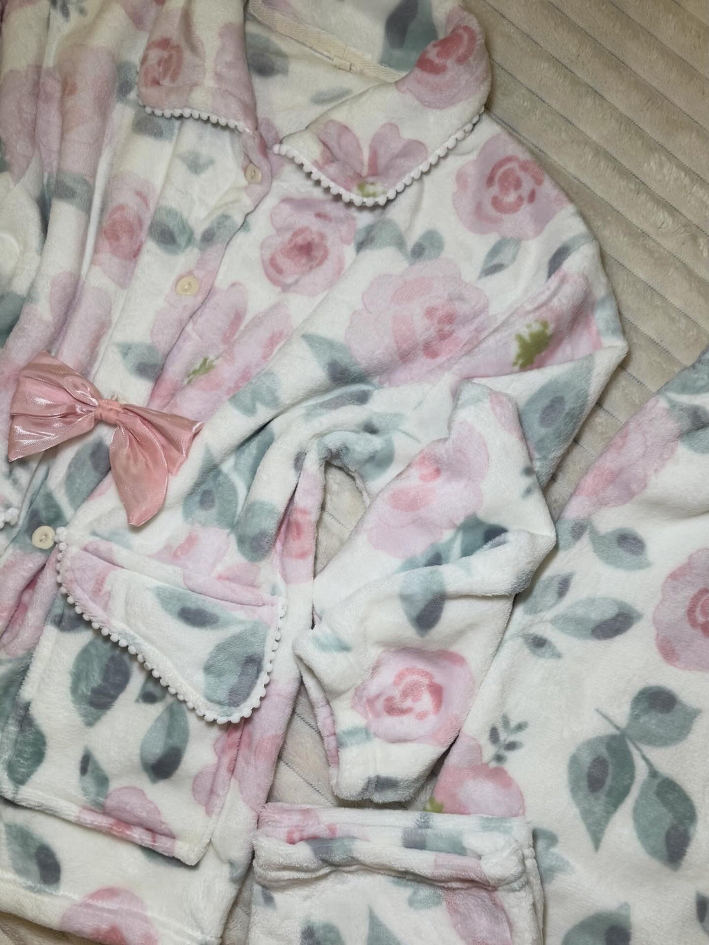 Floral velvet pajama