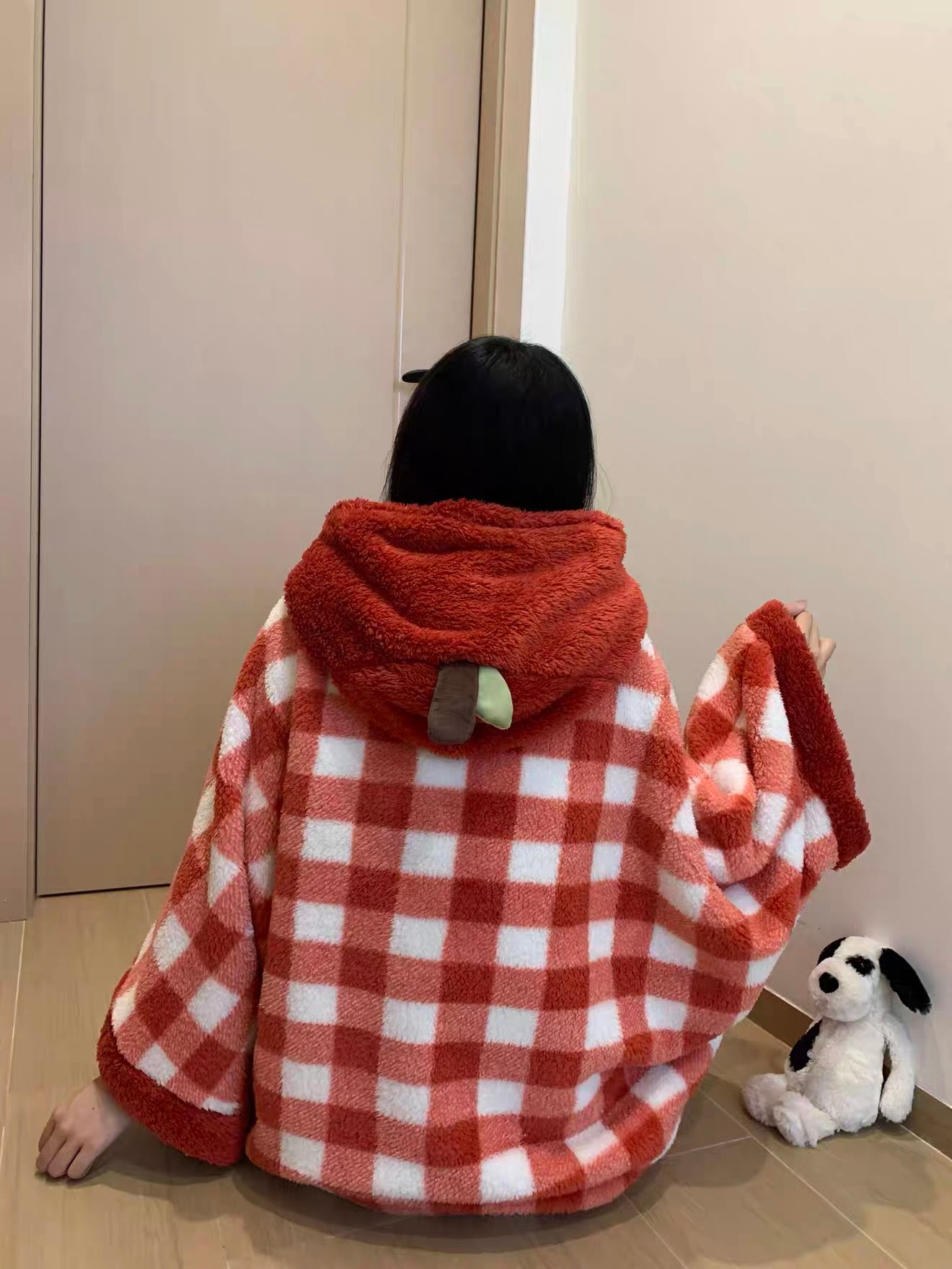 Apple-Design Hooded Fleece Pajama Robe 🇰🇷