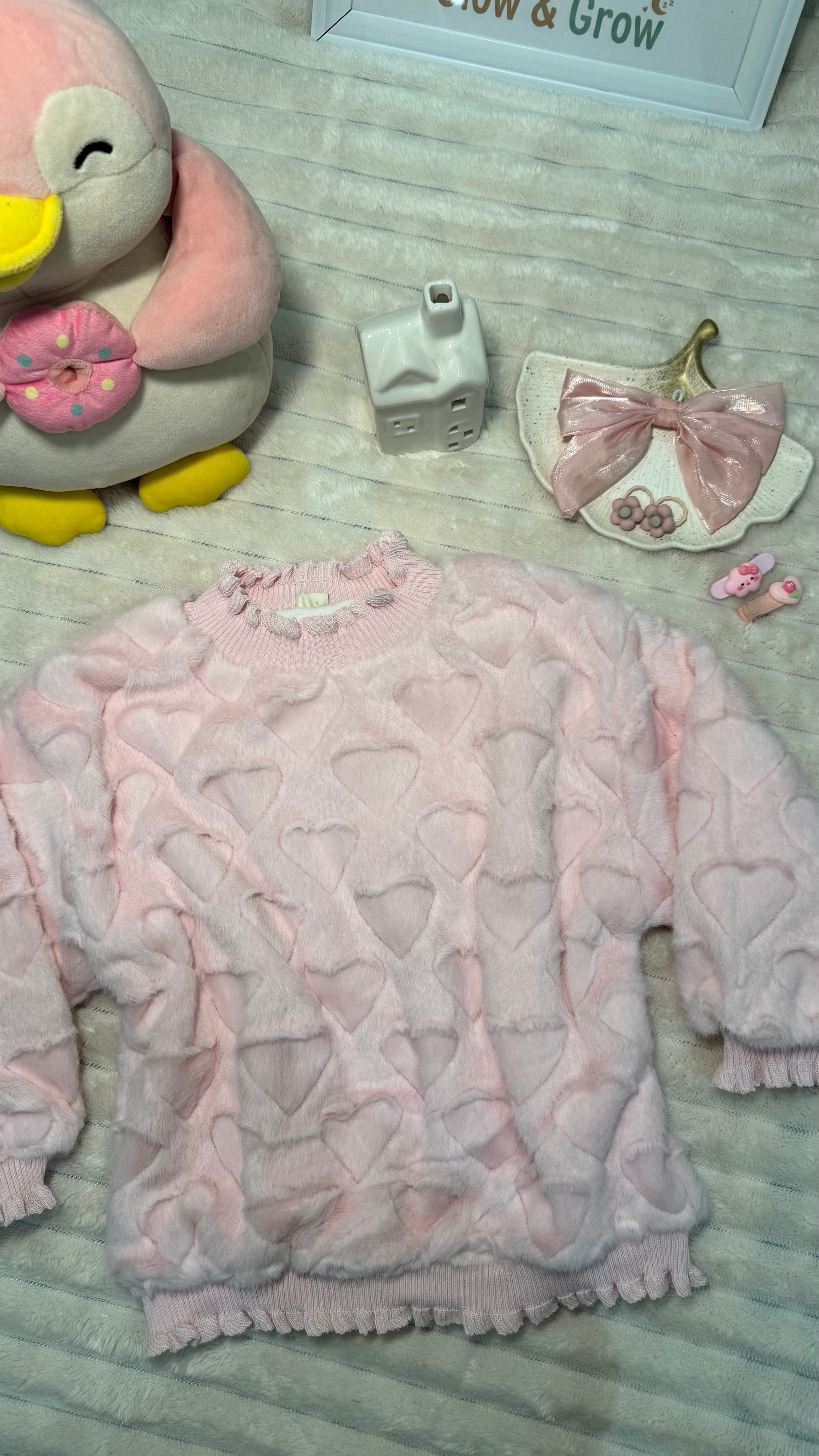 Light Pink Heart-Textured 💓 Sweater