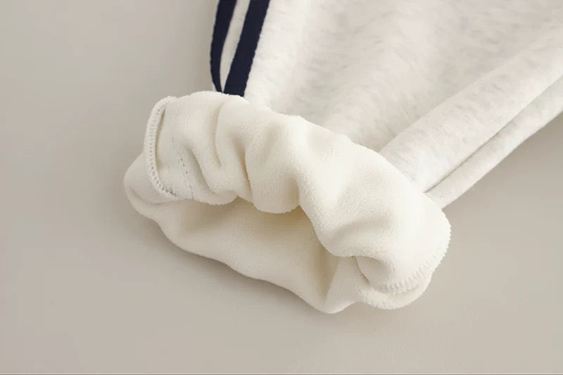 Cozy Sporty/ Tracksuit