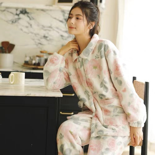 Floral velvet pajama