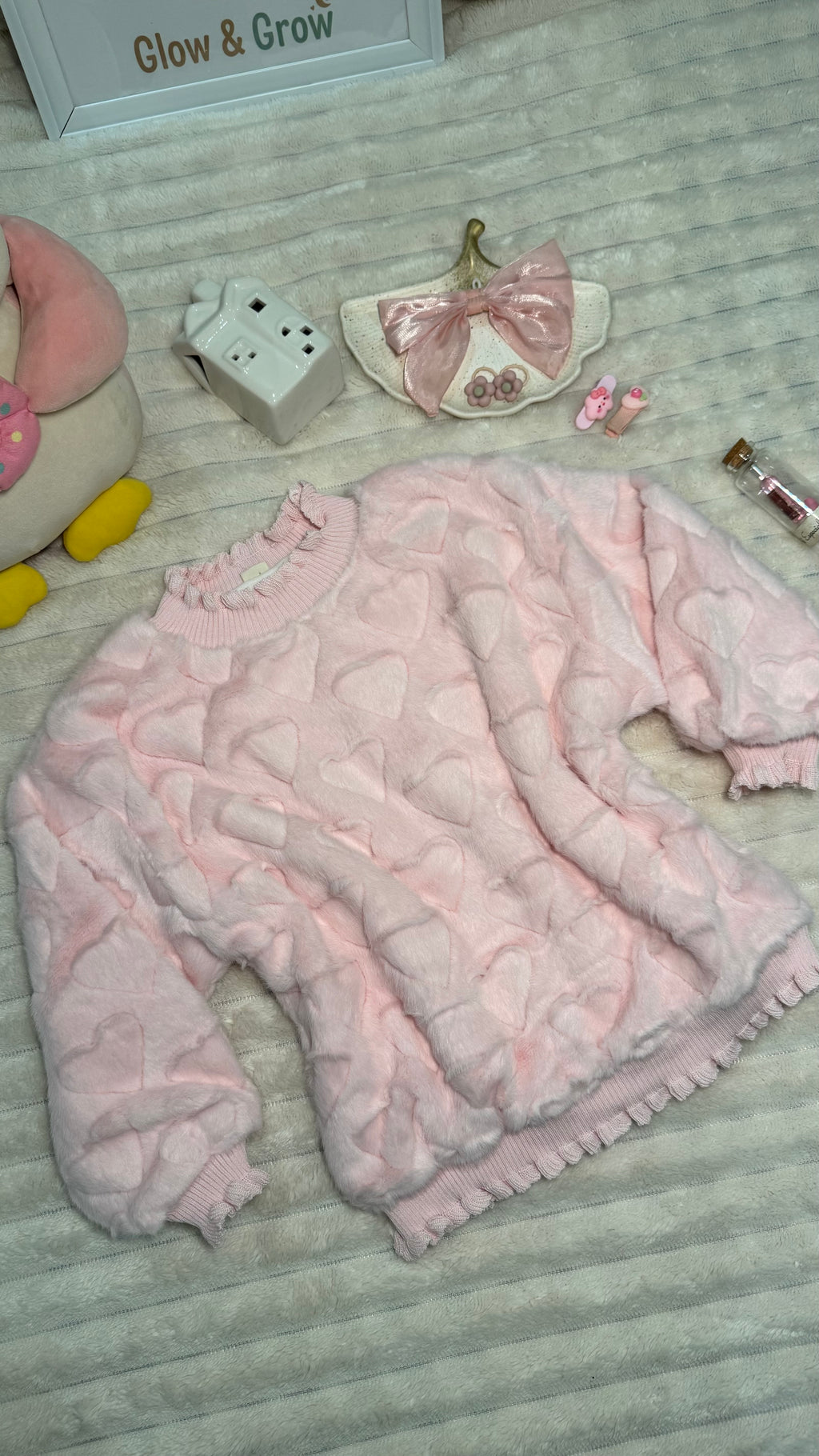 Light Pink Heart-Textured 💓 Sweater