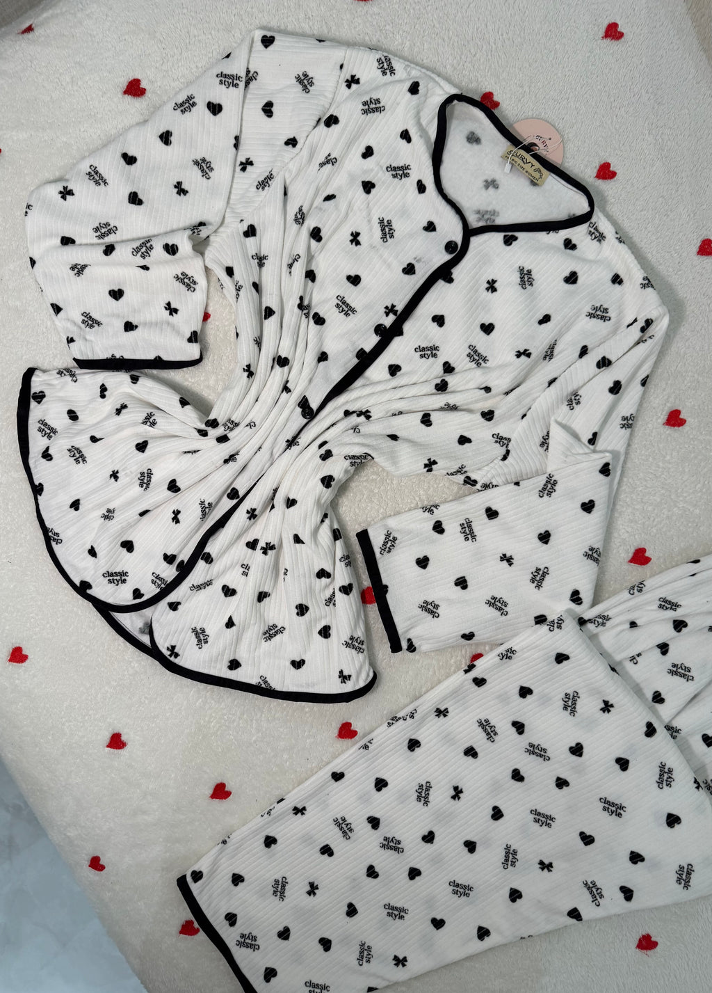 Hearts pajama 🖤🤍🫰🏻