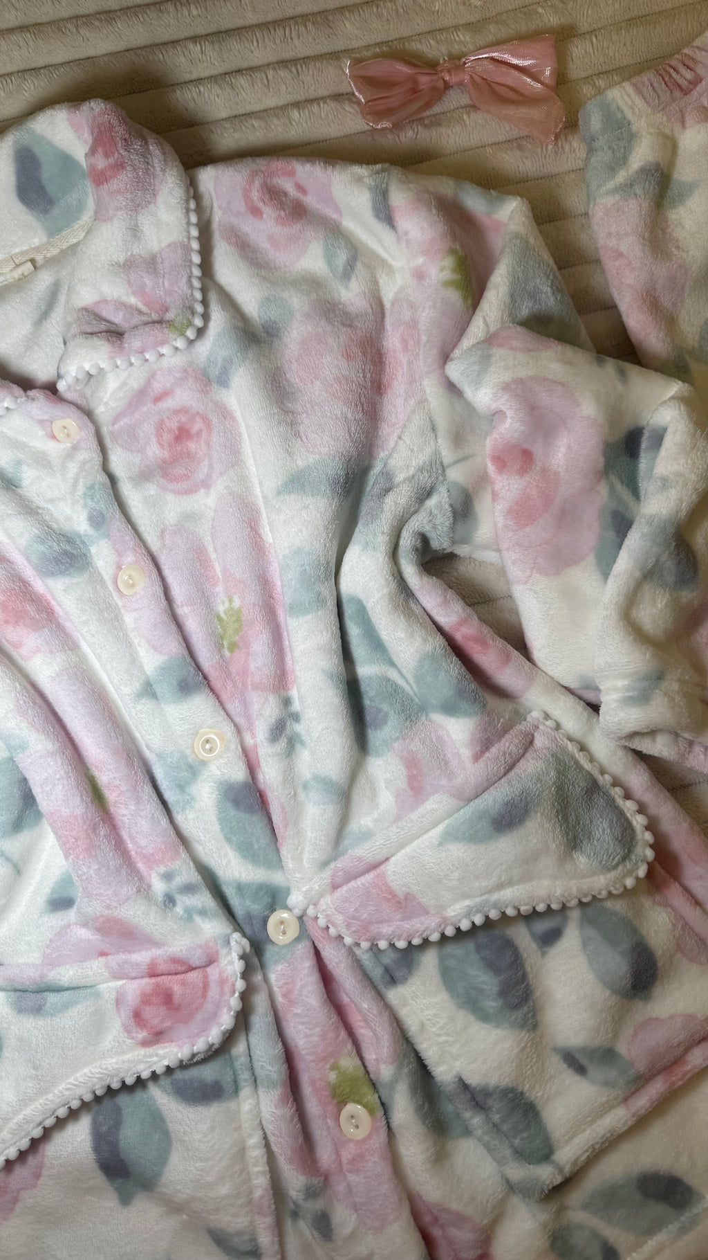 Floral velvet pajama