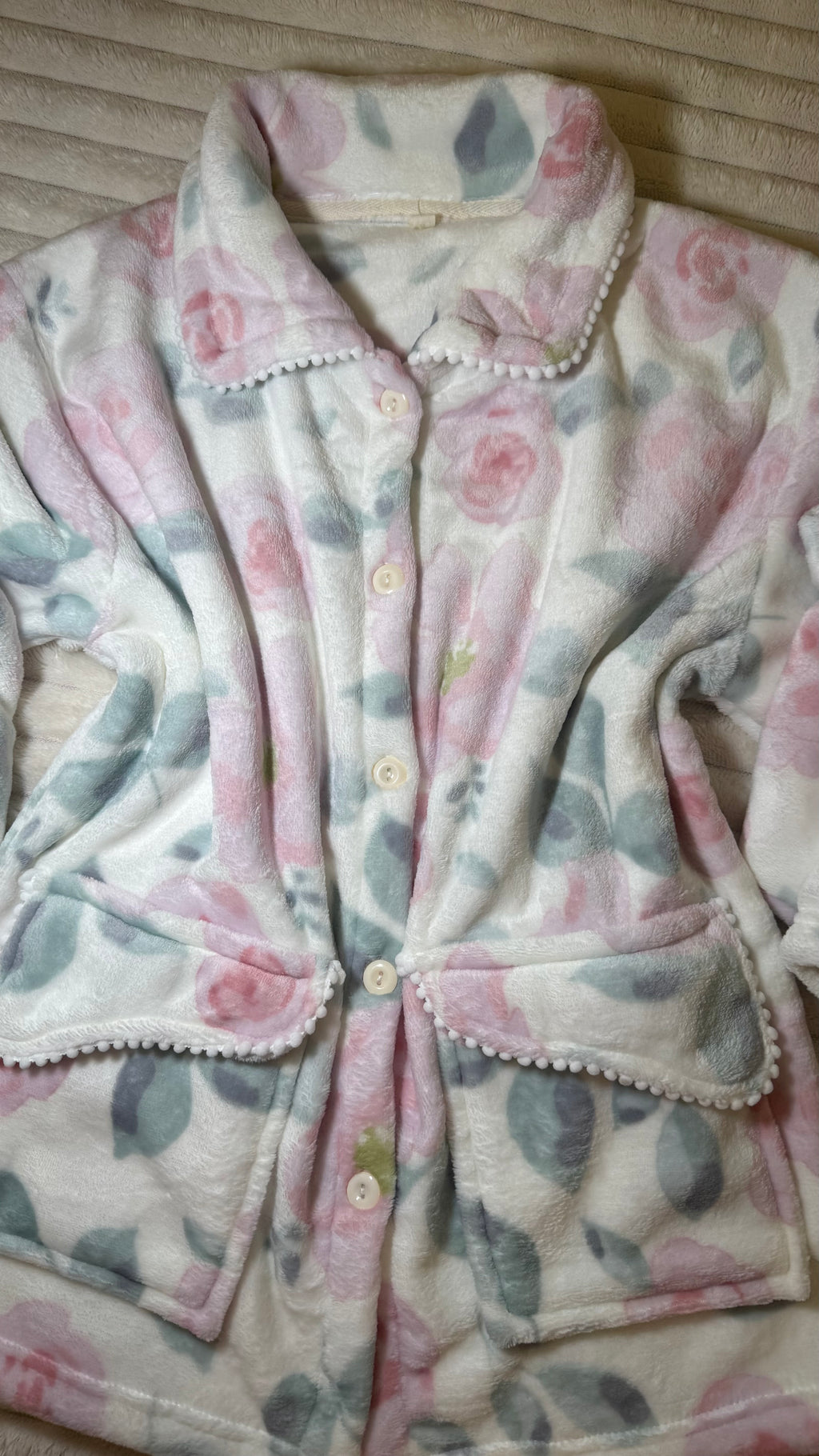Floral velvet pajama