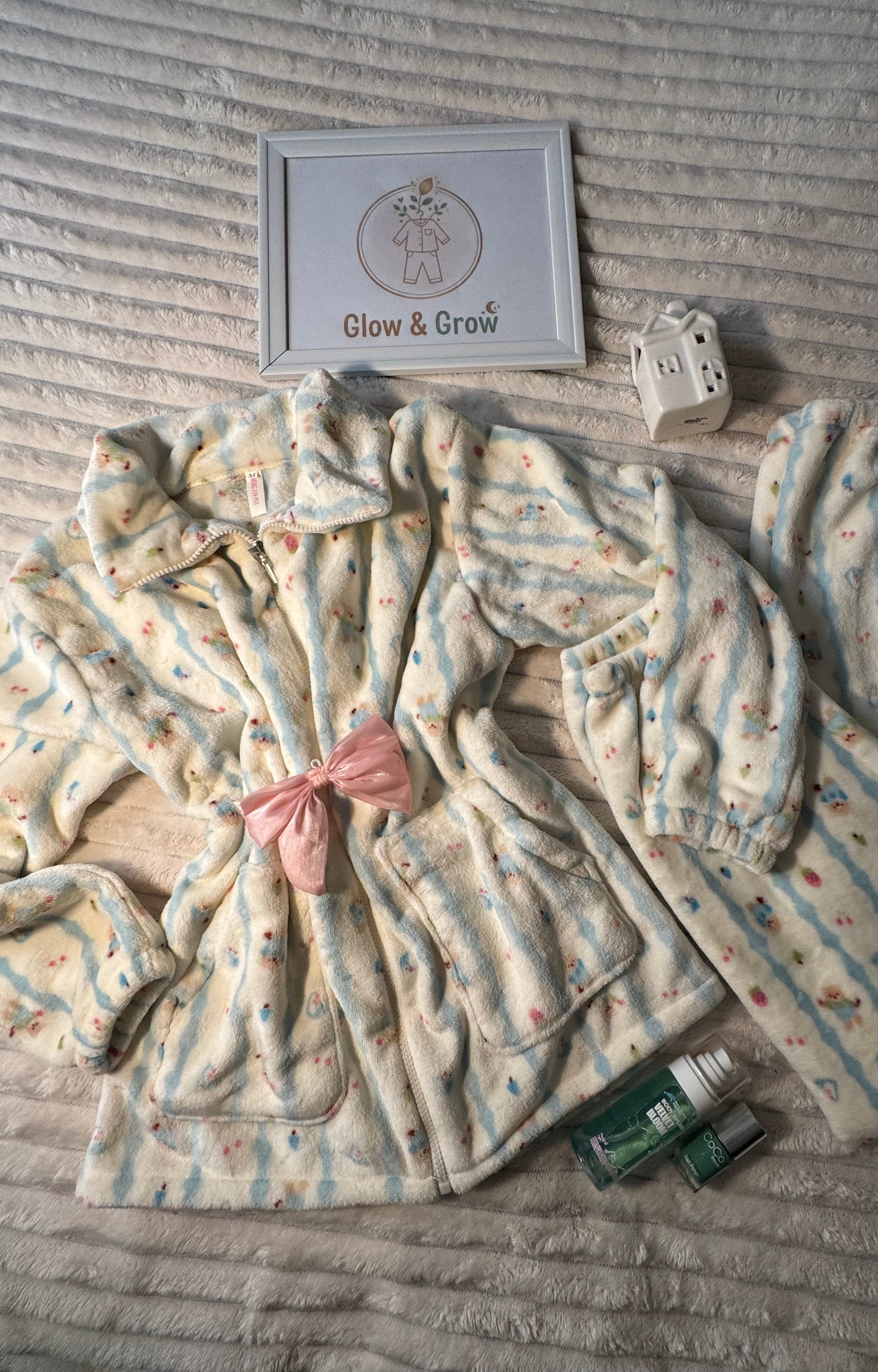 Kawaii "Cloud-Soft" Fleece PJs 🇰🇷