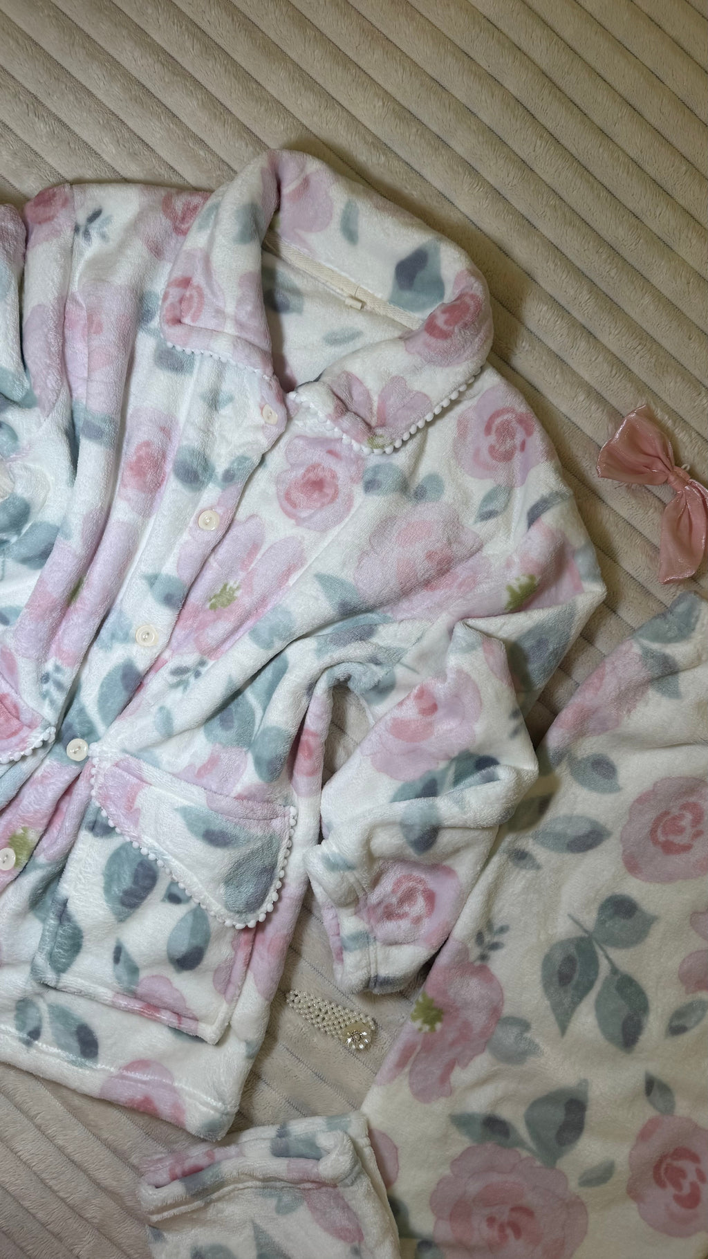 Floral velvet pajama