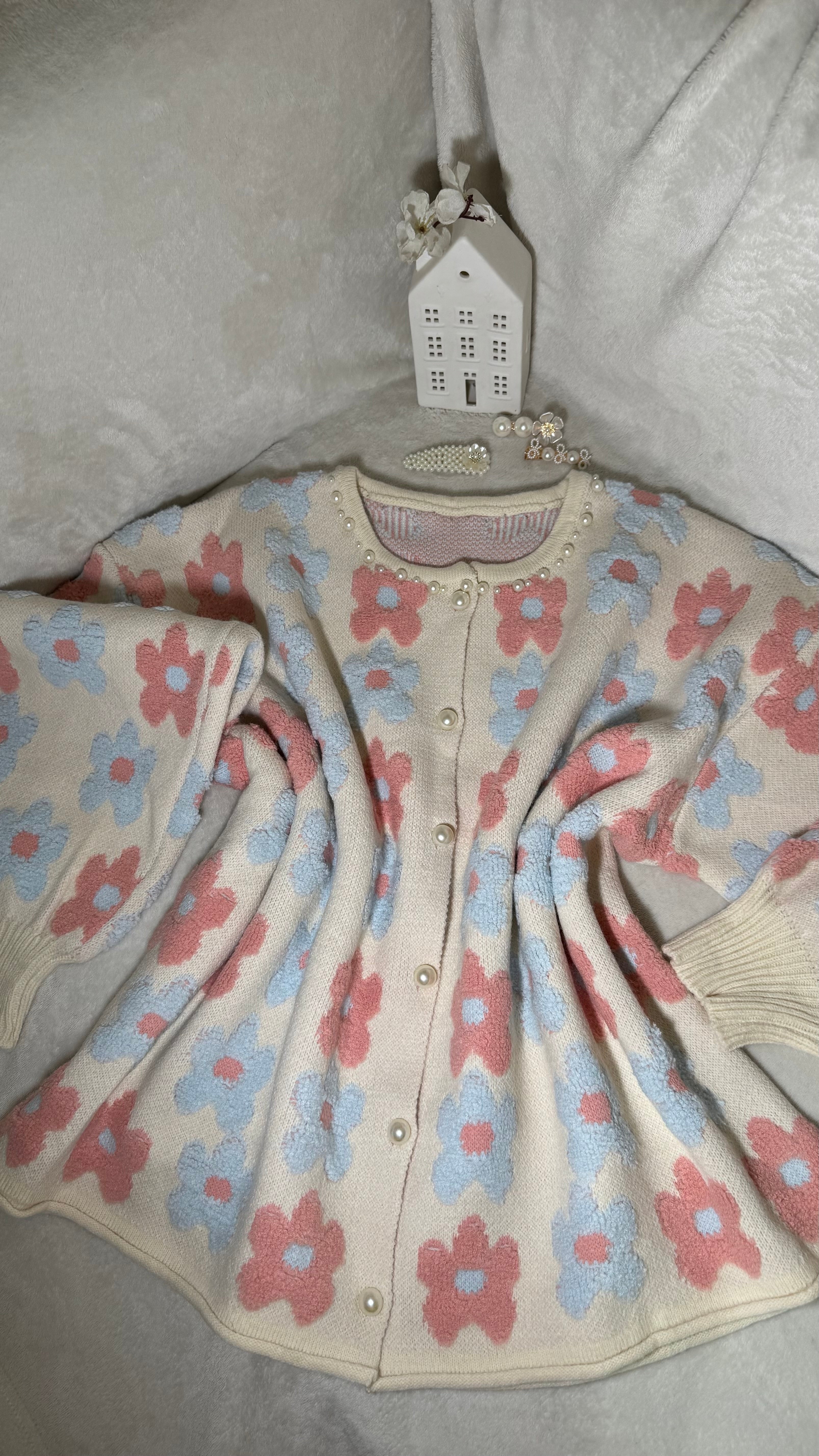 Flory cardigan 🌸❄️