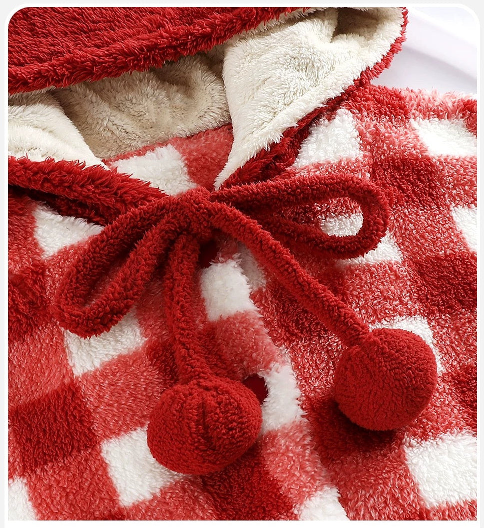 Apple-Design Hooded Fleece Pajama Robe 🇰🇷